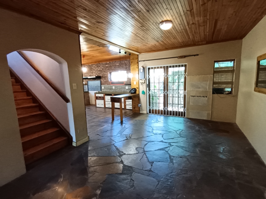 4 Bedroom Property for Sale in C Place Eastern Cape